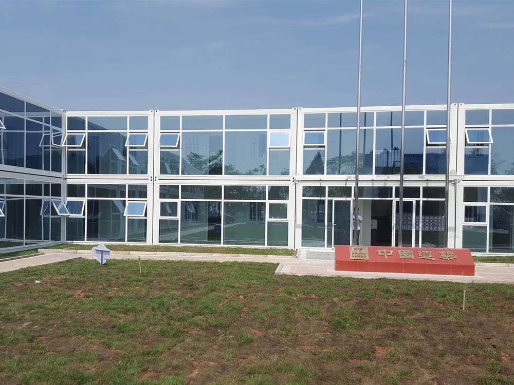 折疊住人集裝箱廠家：折疊集裝箱活動(dòng)房、可拆卸集裝箱活動(dòng)房